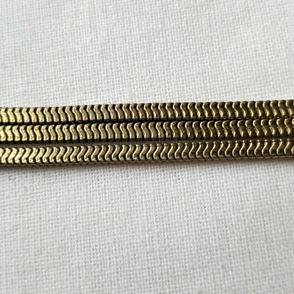 Monet costume jewelry gold necklace - Picture 5 of 6